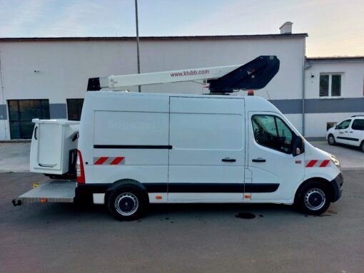 RENAULT Master 2,3 dCi, plošina KLUBB K32 dosah 12,8 m R.v.: 05/2020, 2299cm3, 96kW (130PS), M6, Diesel, Euro 6, 2-miestne, 102.600 km Hydraulická pracovná plošina KLUBB K32, 120kg, 1 osoba, 359 mh