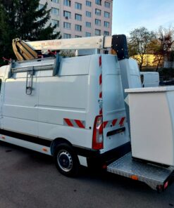 RENAULT Master 2,3 dCi, plošina KLUBB K32 dosah 12,8 m R.v.: 05/2020, 2299cm3, 96kW (130PS), M6, Diesel, Euro 6, 2-miestne, 102.600 km Hydraulická pracovná plošina KLUBB K32, 120kg, 1 osoba, 359 mh